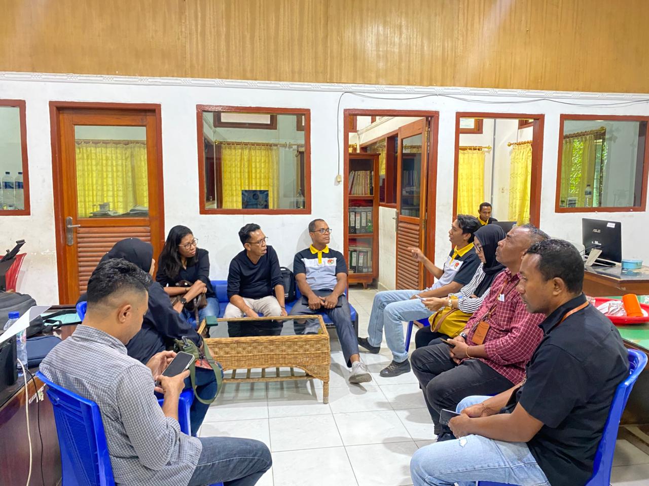 Sinergi Antar-Daerah, BPKAD Sikka Terima Kunjungan Konsultasi BPKAD Flores Timur Terkait Pelaksanaan Teknis KKPD